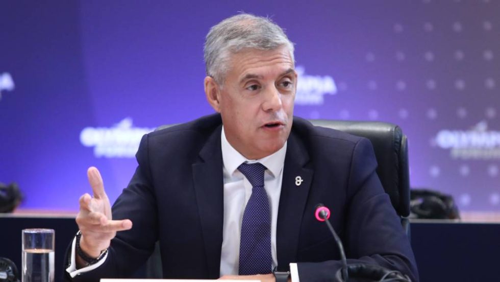 Κώστας Αγοραστός
